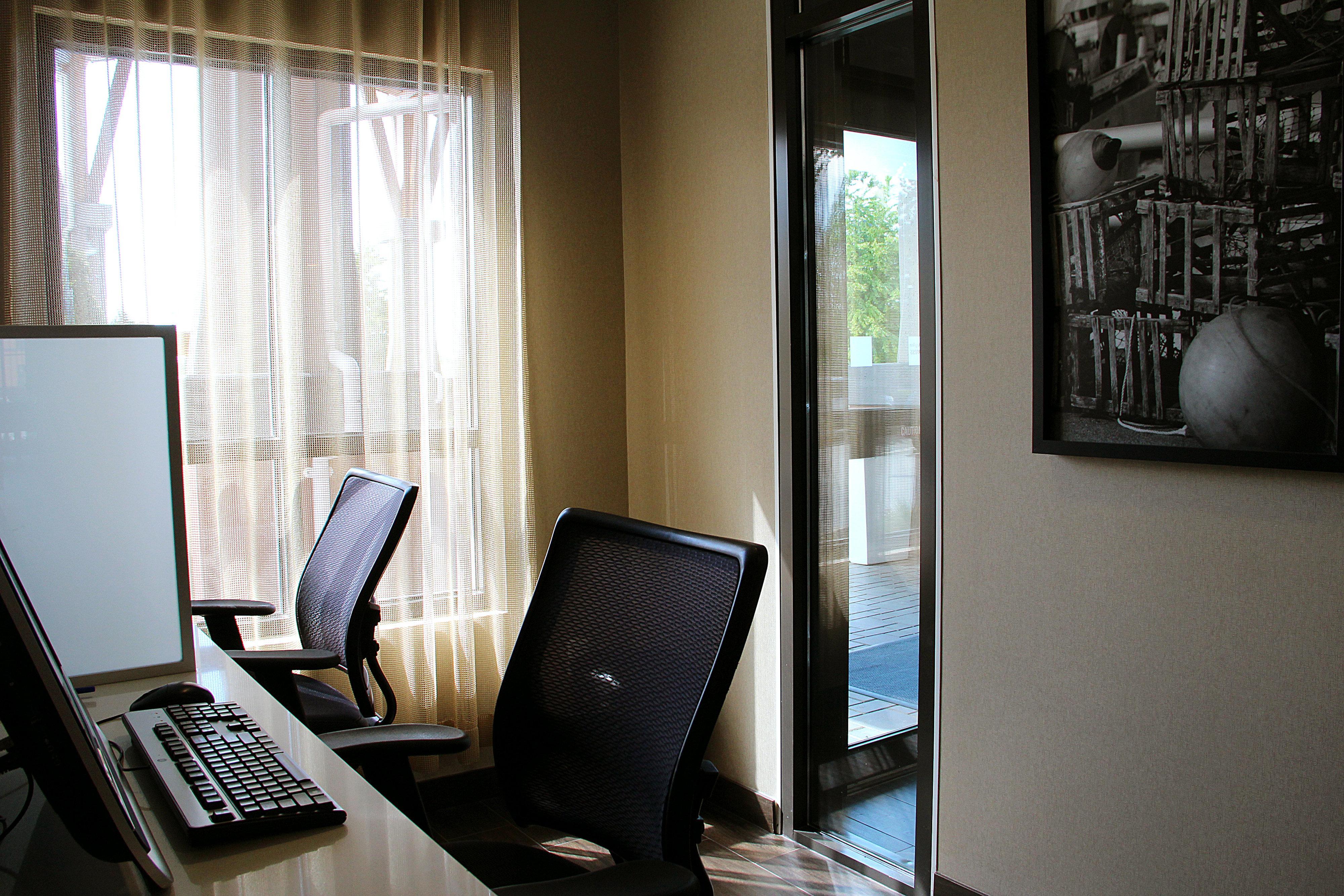 Holiday Inn Express & Suites Riverport Richmond By Ihg Luaran gambar