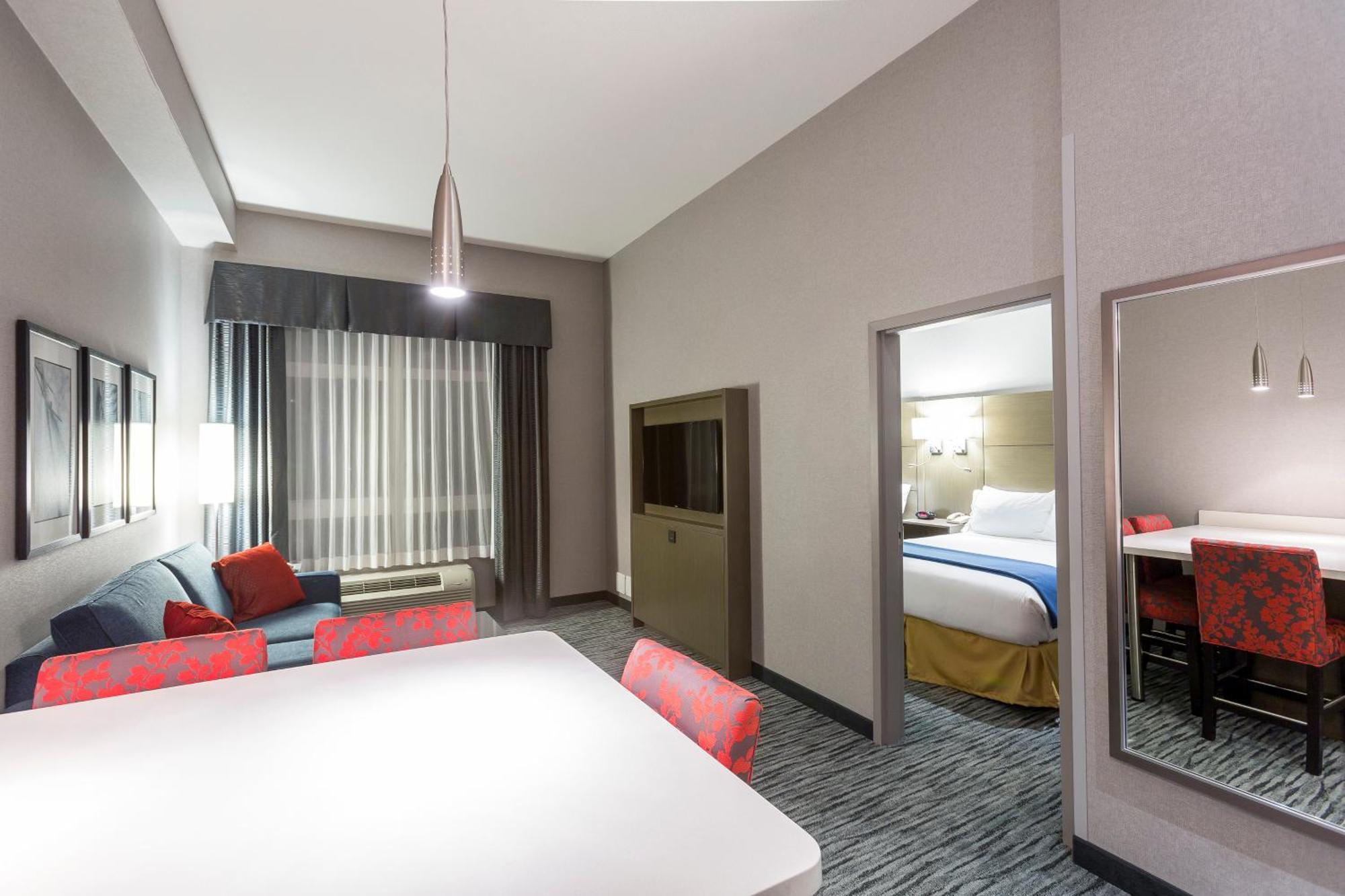 Holiday Inn Express & Suites Riverport Richmond By Ihg Luaran gambar